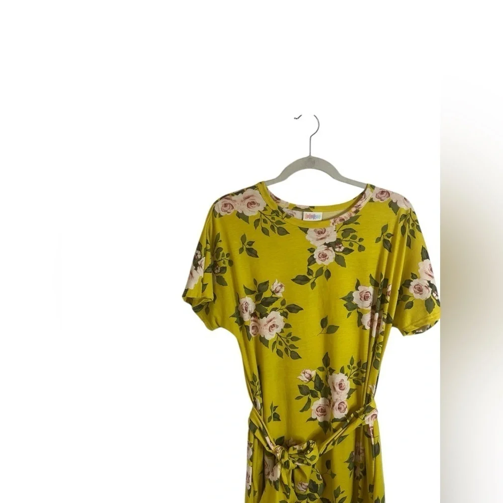Lularoe Golden Yellow Floral Belted Marly Dress w/ Pockets Womens Size Medium - Picture 12 of 12